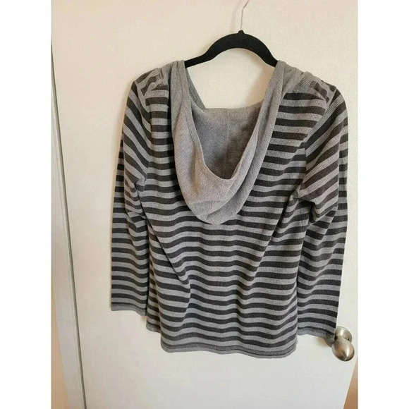 Duo Maternity Medium/Large Shirt Pre-owned - Picture 2 of 6